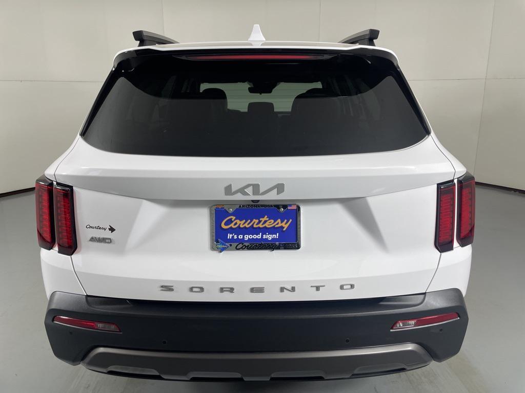 used 2022 Kia Sorento car, priced at $25,600