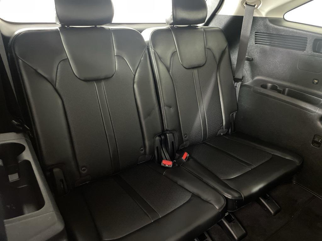 used 2022 Kia Sorento car, priced at $25,600