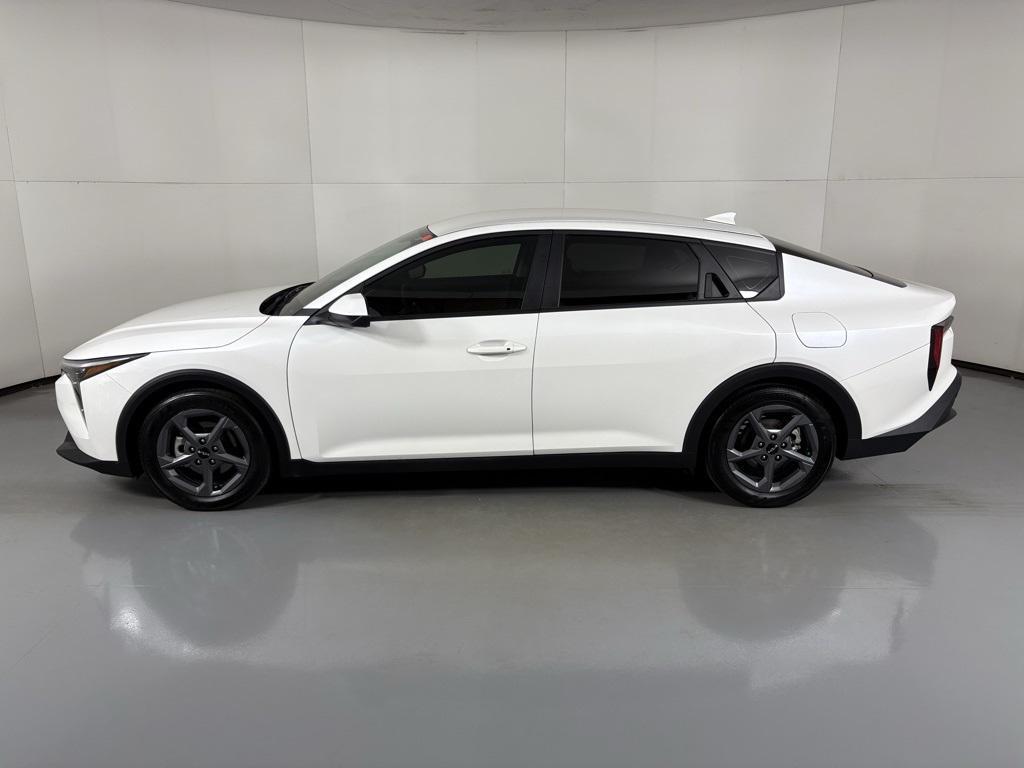 new 2025 Kia K4 car, priced at $23,004