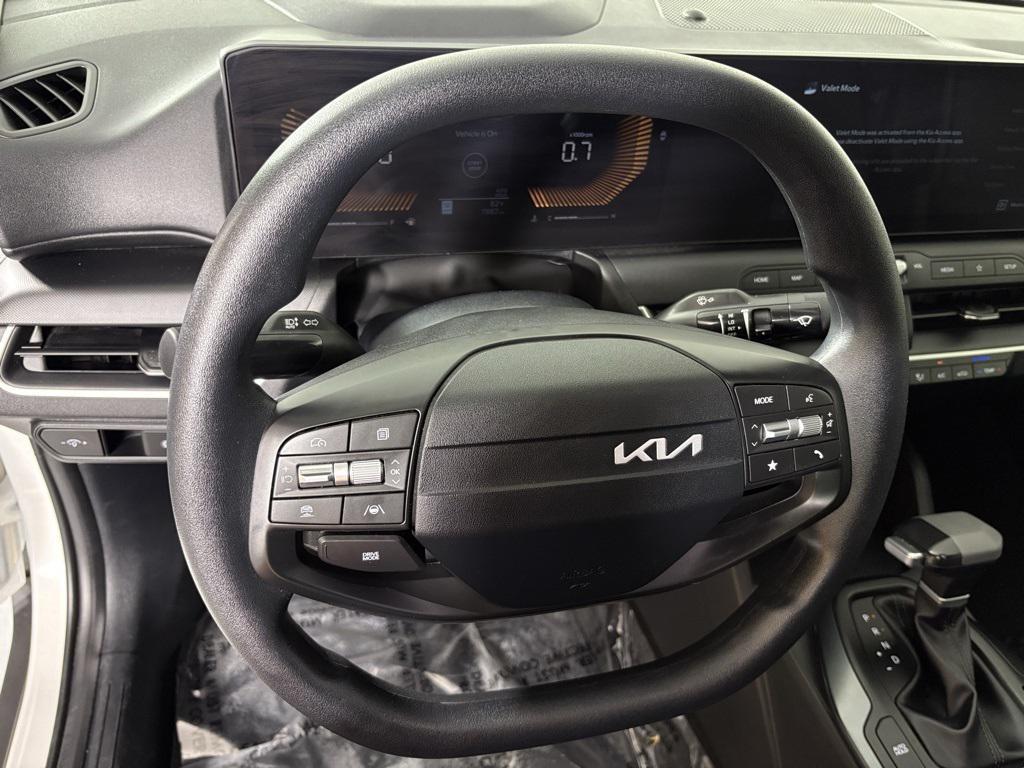new 2025 Kia K4 car, priced at $23,004