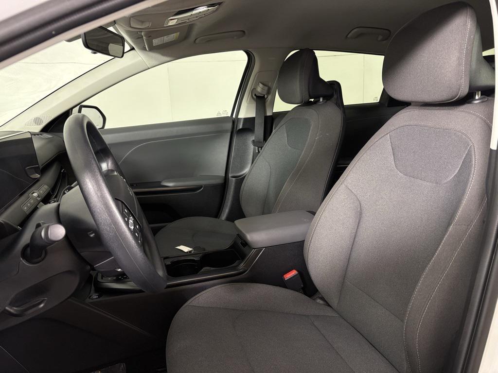 new 2025 Kia K4 car, priced at $23,004
