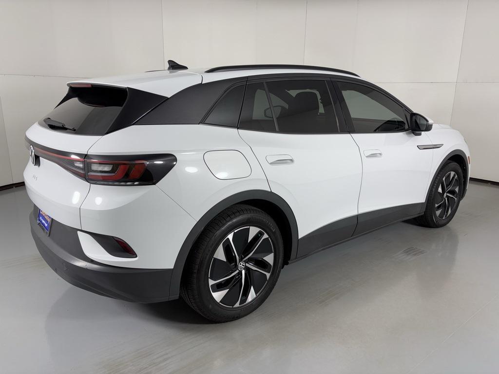 used 2022 Volkswagen ID.4 car, priced at $18,600