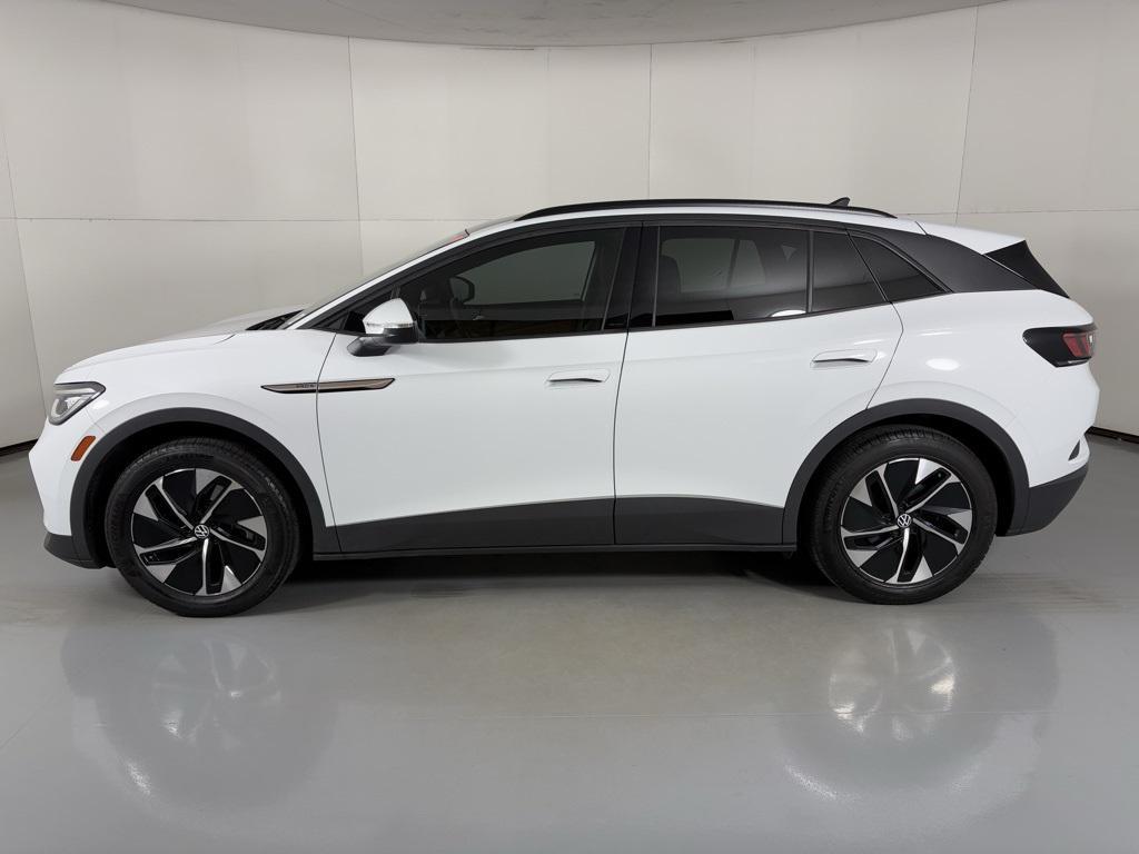 used 2022 Volkswagen ID.4 car, priced at $18,600