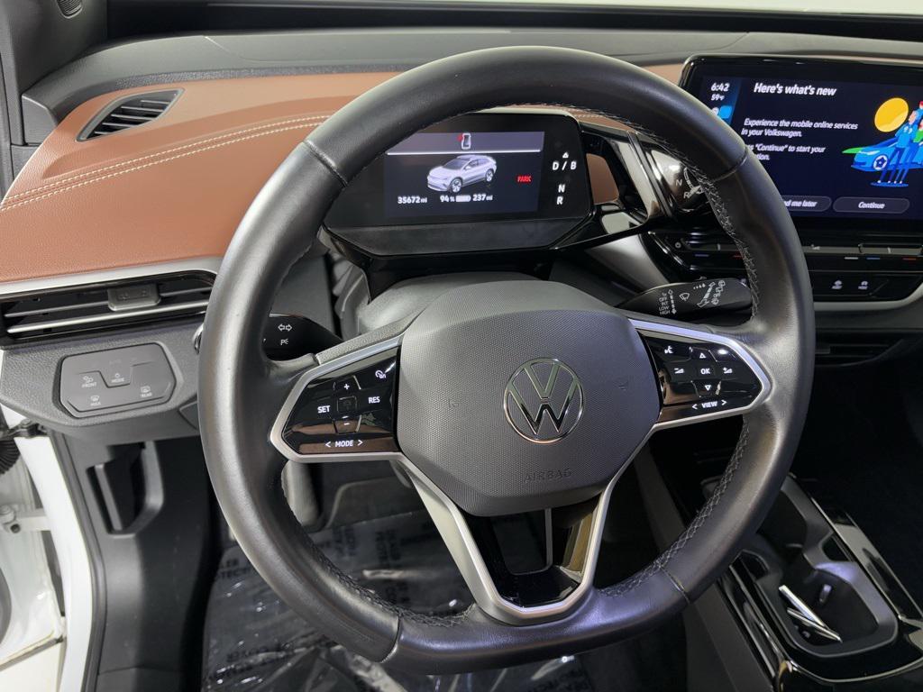 used 2022 Volkswagen ID.4 car, priced at $18,600
