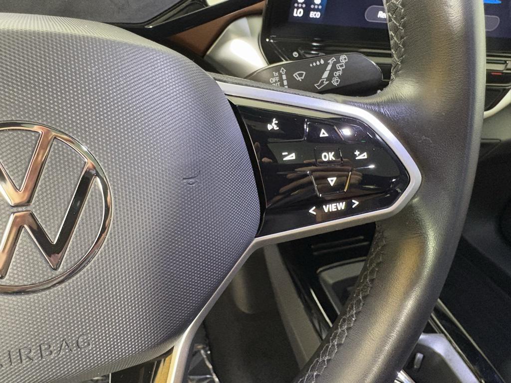 used 2022 Volkswagen ID.4 car, priced at $18,600