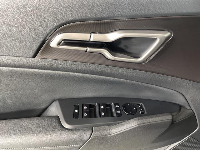 new 2026 Kia Sportage Hybrid car, priced at $34,718