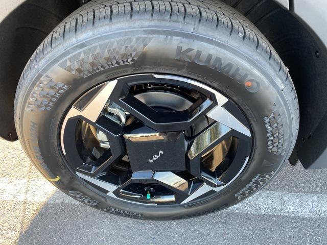 new 2026 Kia Sportage car, priced at $32,092