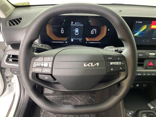 new 2025 Kia K4 car, priced at $23,381