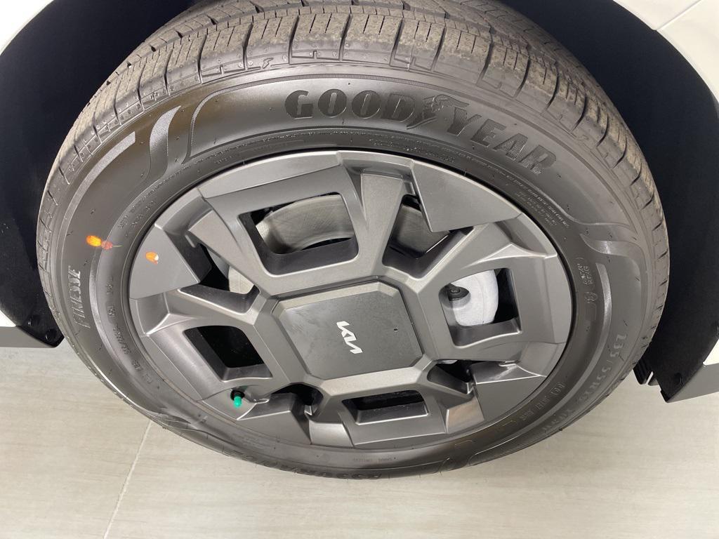 new 2026 Kia Carnival Hybrid car, priced at $43,343