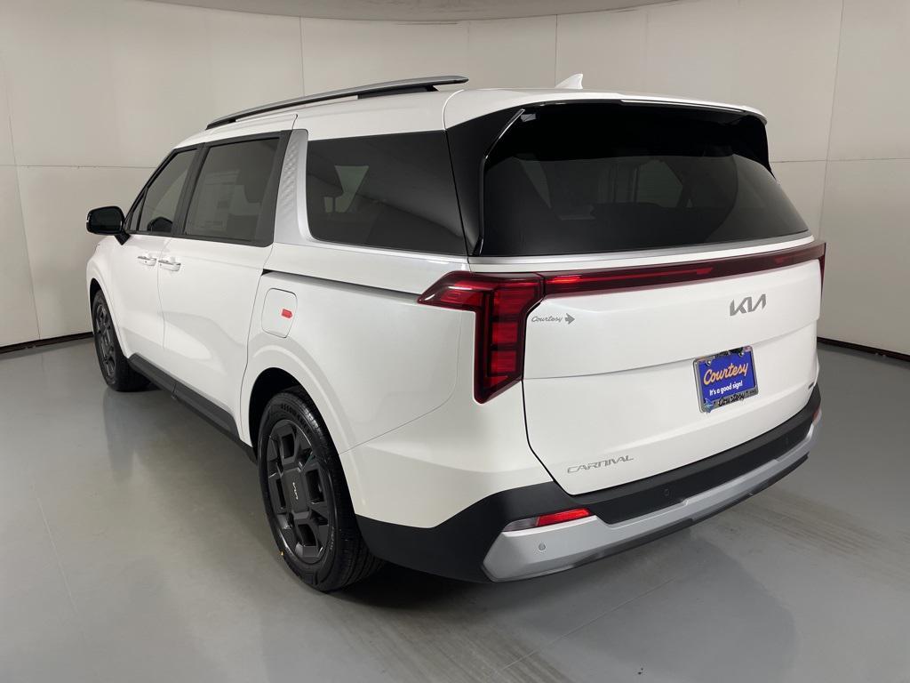 new 2026 Kia Carnival Hybrid car, priced at $43,343