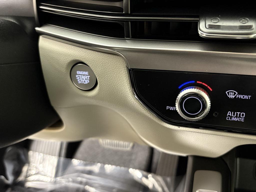 new 2026 Kia Sorento car, priced at $38,092