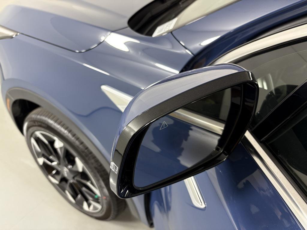 new 2026 Kia Sorento car, priced at $38,092