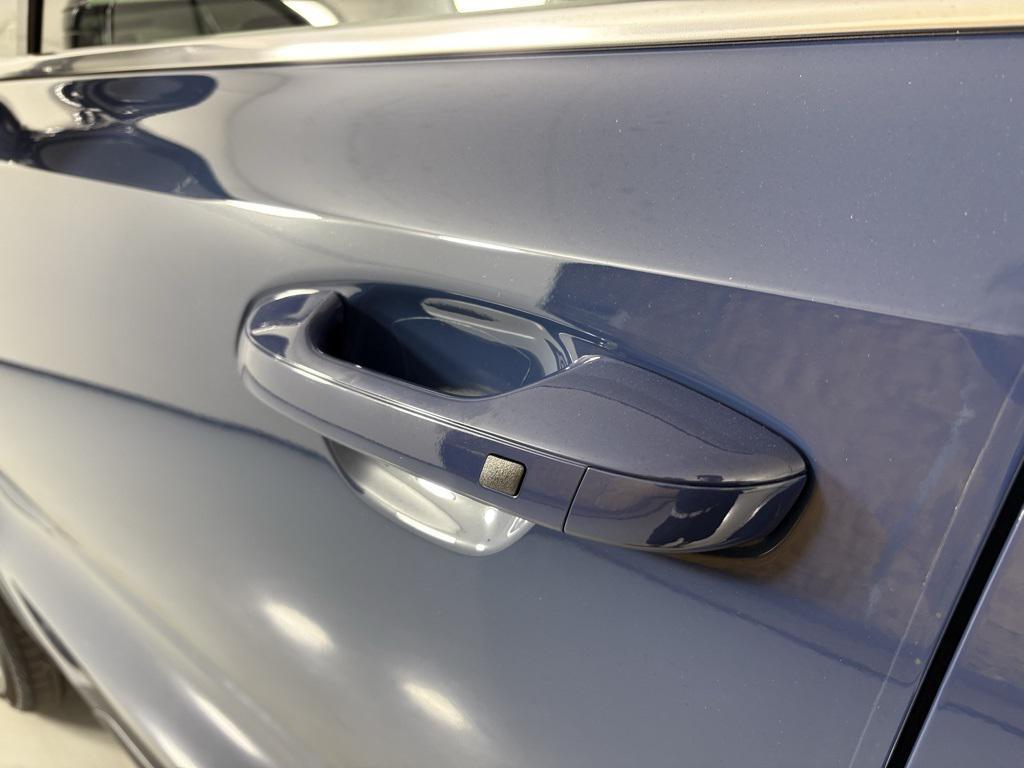 new 2026 Kia Sorento car, priced at $38,092