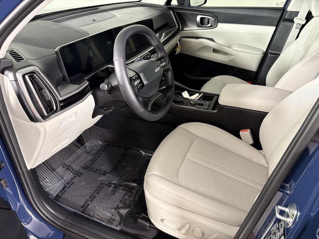 new 2026 Kia Sorento car, priced at $38,092