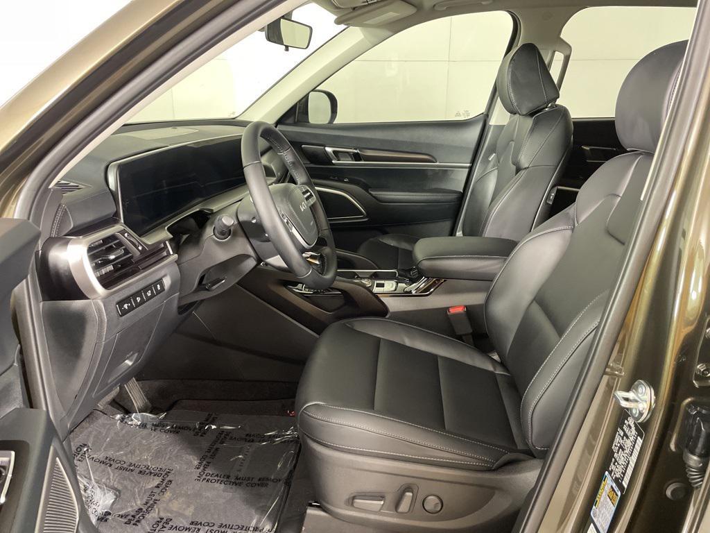 new 2025 Kia Telluride car, priced at $38,520