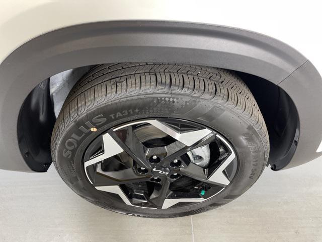 new 2026 Kia Seltos car, priced at $26,138