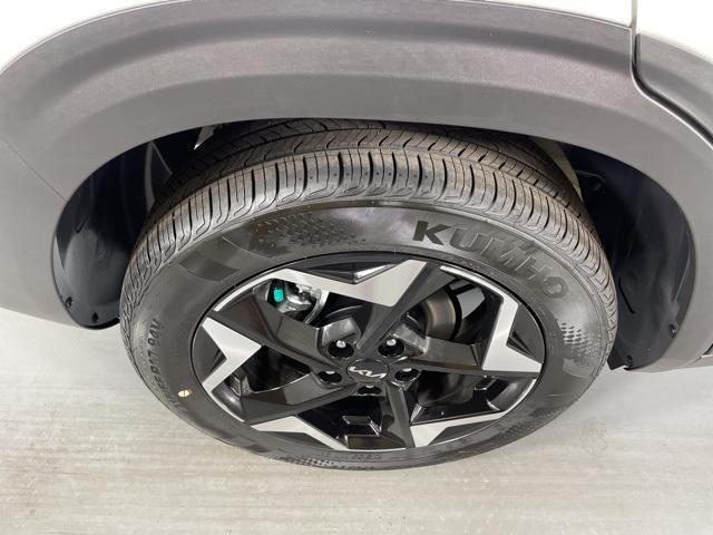 new 2026 Kia Seltos car, priced at $26,138