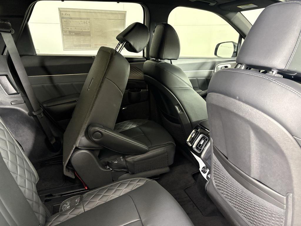 new 2026 Kia Sorento Hybrid car, priced at $48,404