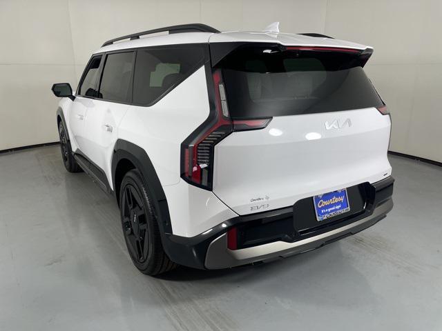 new 2026 Kia EV9 car, priced at $67,505