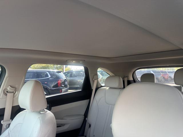 used 2025 Kia Sorento Plug-In Hybrid car, priced at $37,700