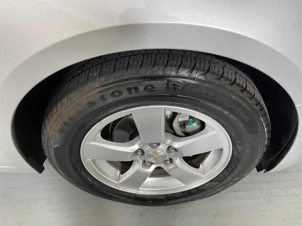 used 2015 Chevrolet Cruze car, priced at $7,300