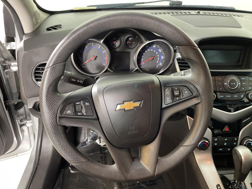 used 2015 Chevrolet Cruze car, priced at $7,300