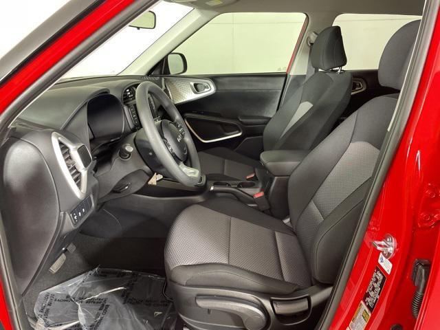 new 2025 Kia Soul car, priced at $21,318