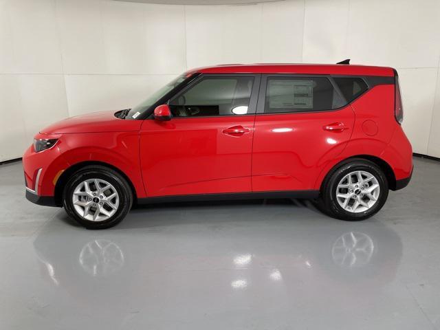 new 2025 Kia Soul car, priced at $21,318