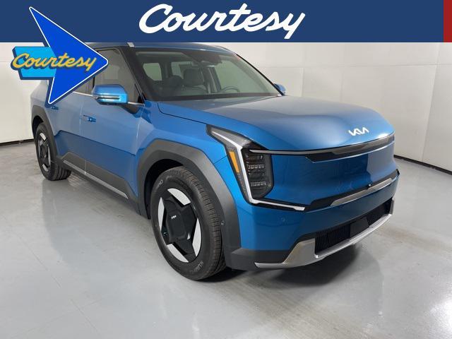 new 2026 Kia EV9 car, priced at $60,433