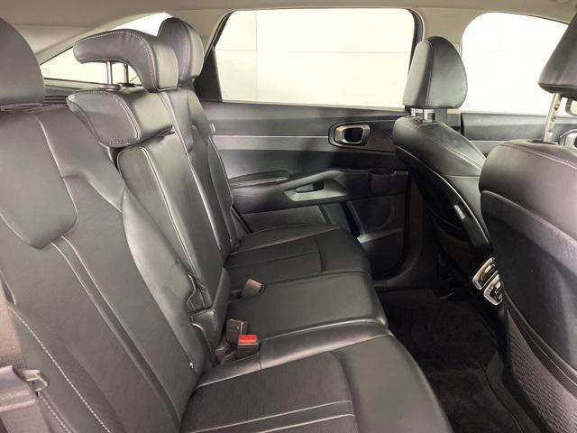 used 2024 Kia Sorento car, priced at $26,900