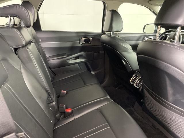 used 2024 Kia Sorento car, priced at $26,900