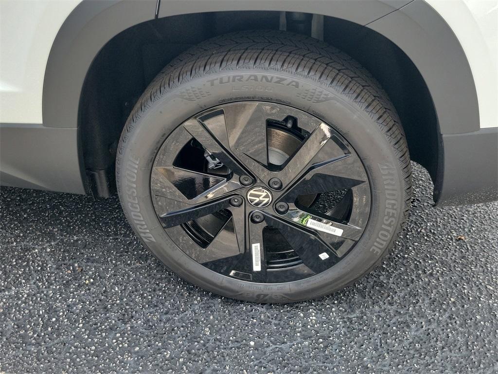 new 2025 Volkswagen Taos car, priced at $28,852
