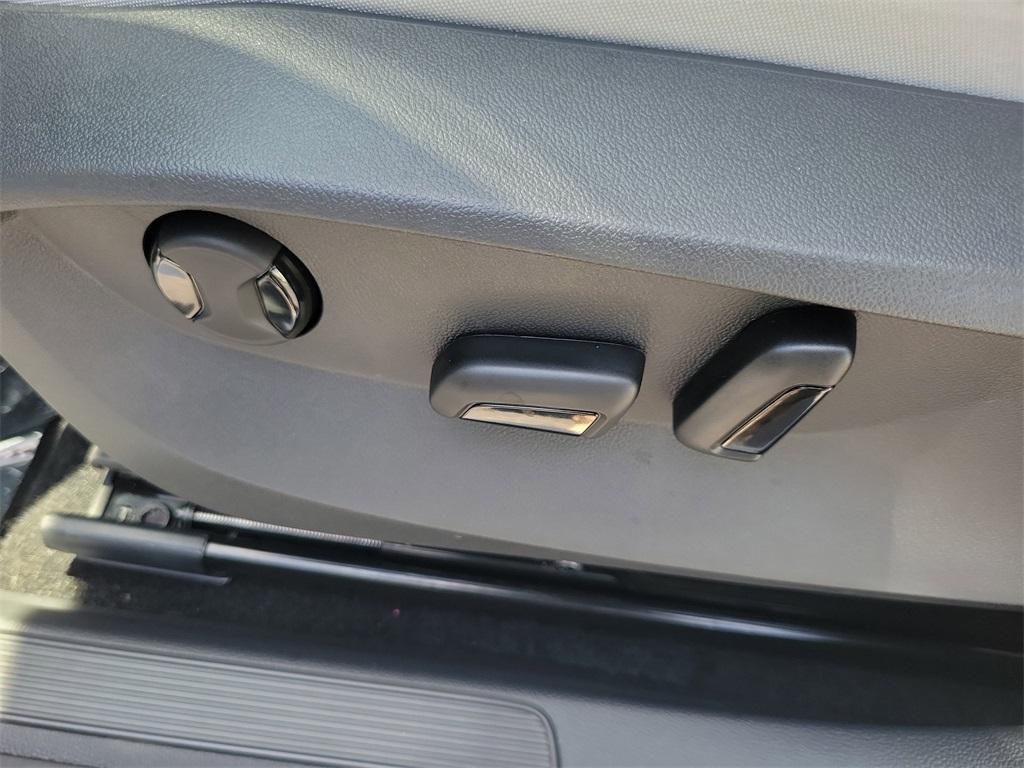 new 2025 Volkswagen Taos car, priced at $28,028