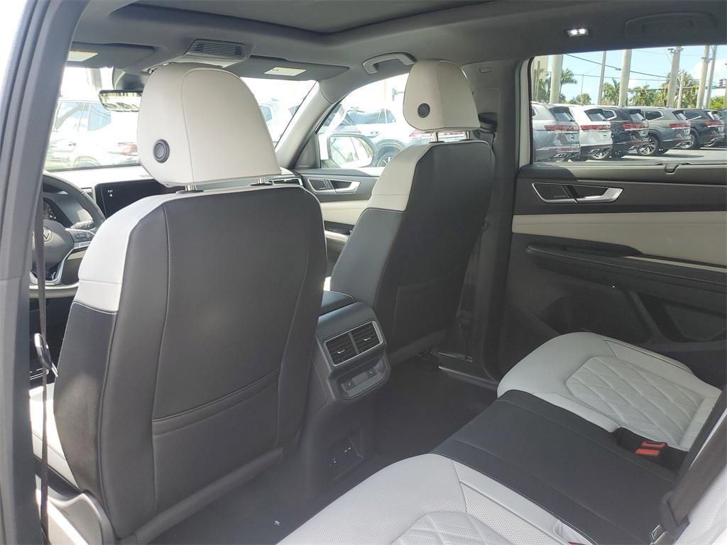 new 2025 Volkswagen Atlas Cross Sport car, priced at $55,411