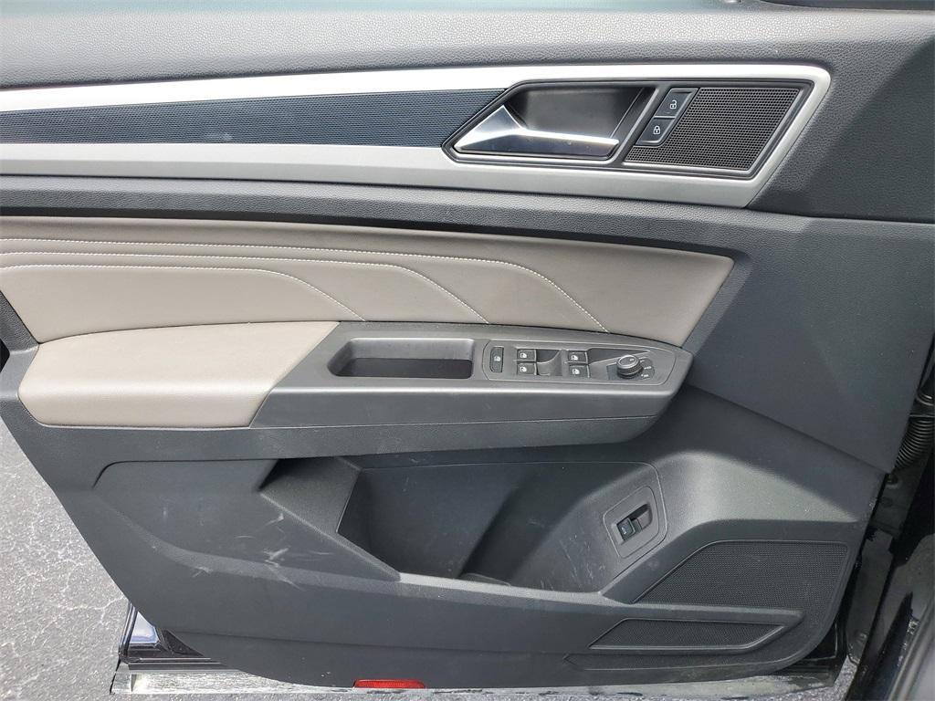 used 2023 Volkswagen Atlas car, priced at $33,544