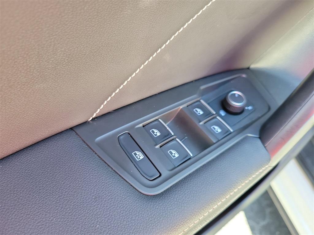 used 2022 Volkswagen Tiguan car, priced at $20,595
