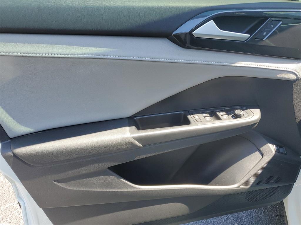 used 2022 Volkswagen Taos car, priced at $21,344