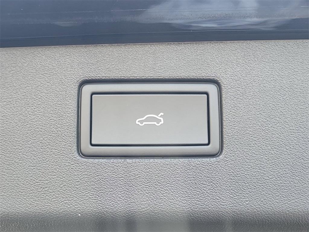 new 2026 Volkswagen Tiguan car, priced at $36,233