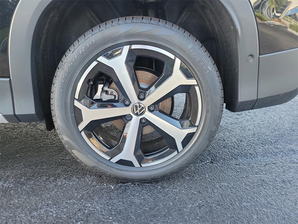 new 2026 Volkswagen Tiguan car, priced at $36,233