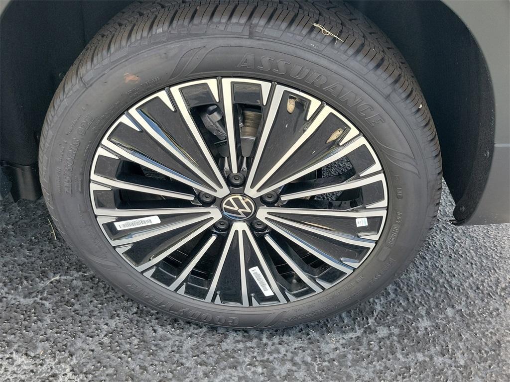 new 2025 Volkswagen Taos car, priced at $26,423
