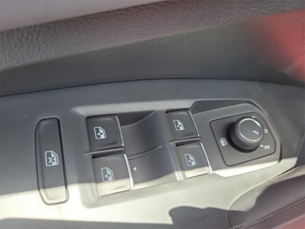 new 2025 Volkswagen Jetta car, priced at $25,300