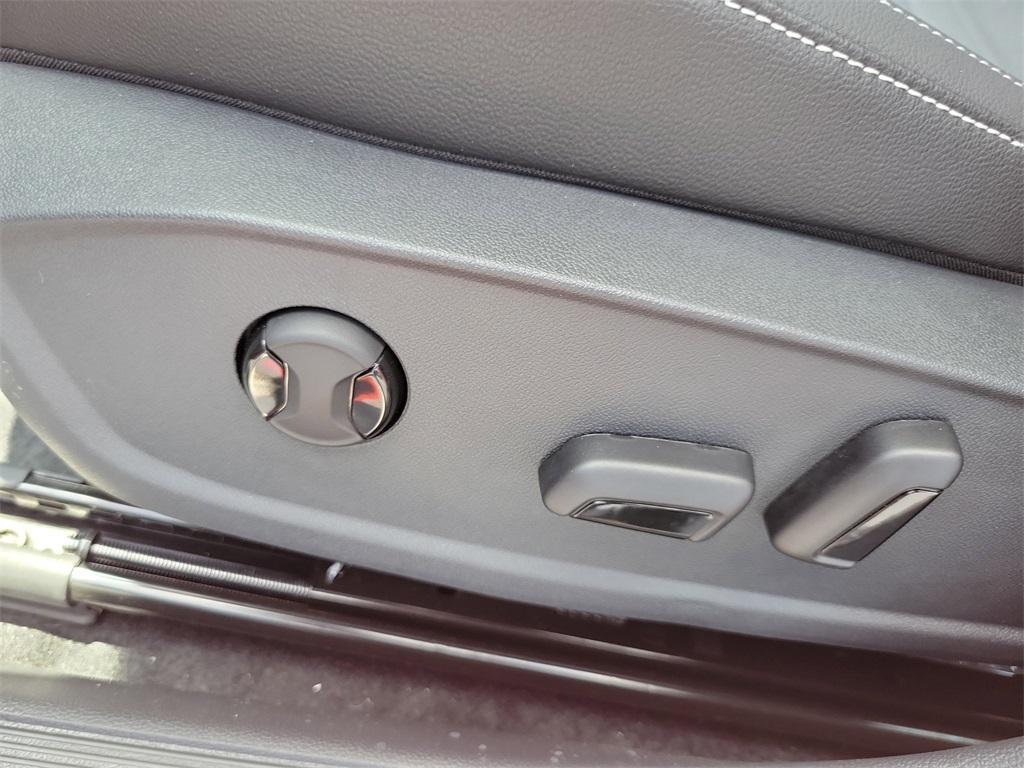 new 2025 Volkswagen Jetta car, priced at $25,300