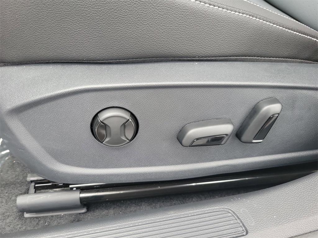 new 2025 Volkswagen Jetta car, priced at $24,655