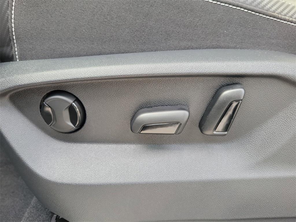 new 2026 Volkswagen Atlas Cross Sport car, priced at $43,574