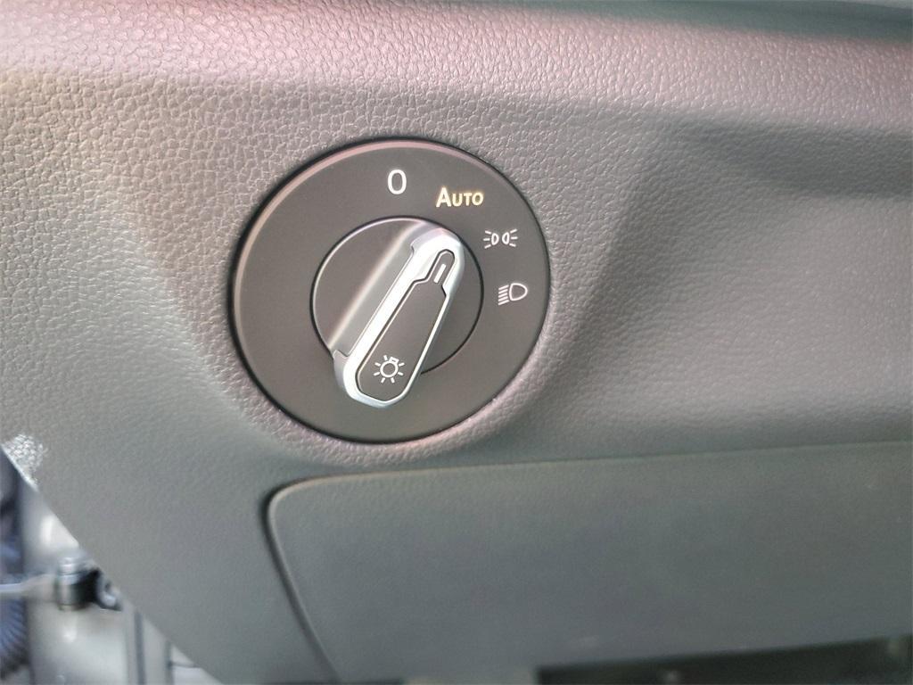 new 2025 Volkswagen Jetta car, priced at $21,728