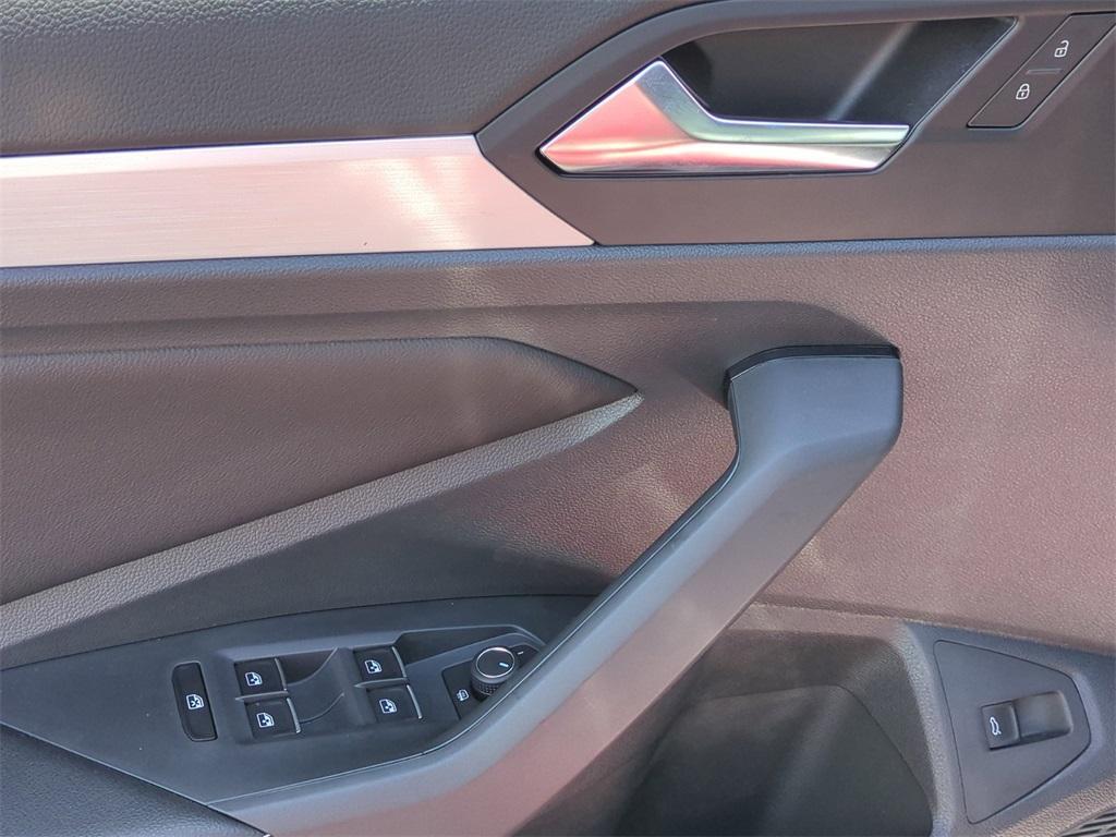 new 2025 Volkswagen Jetta car, priced at $23,211