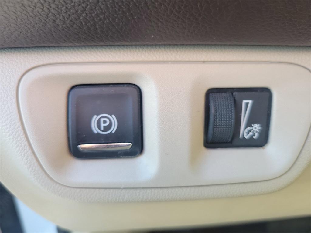 used 2017 GMC Acadia car