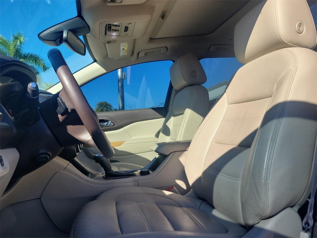 used 2017 GMC Acadia car