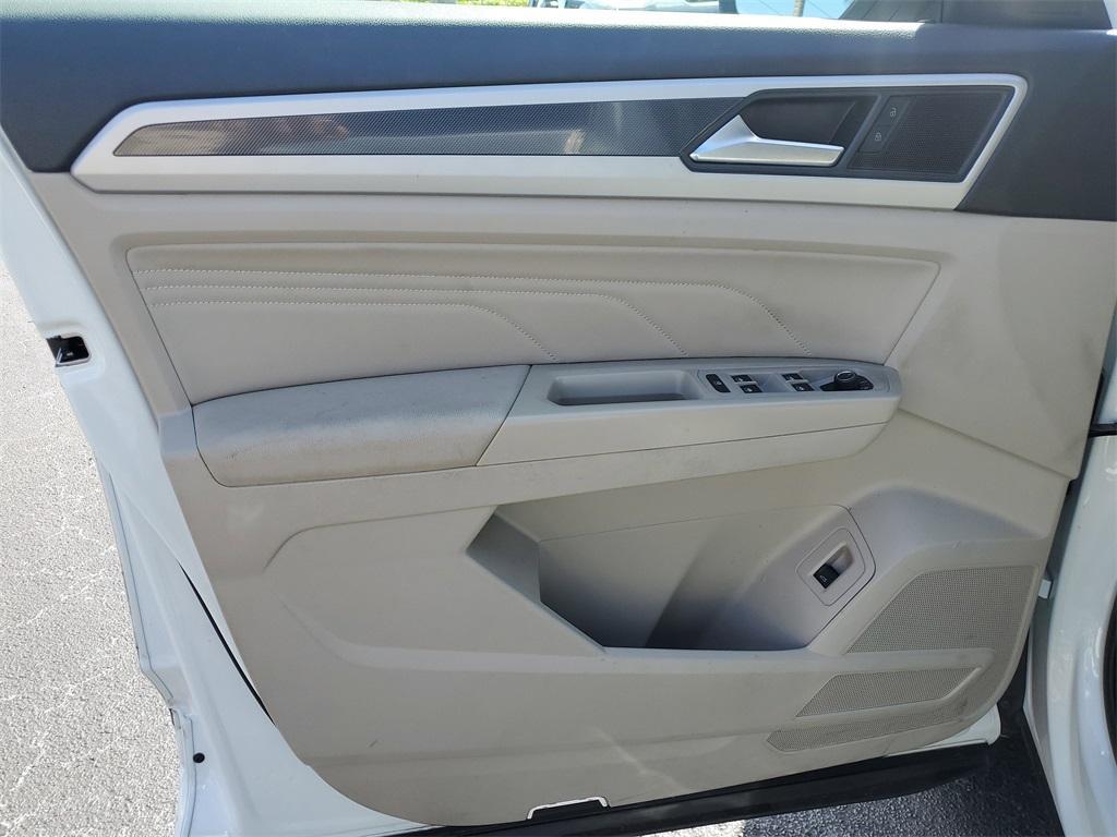 used 2021 Volkswagen Atlas car, priced at $18,798