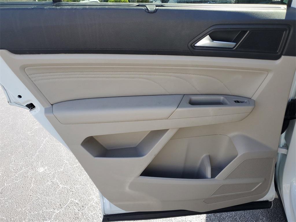 used 2021 Volkswagen Atlas car, priced at $18,798